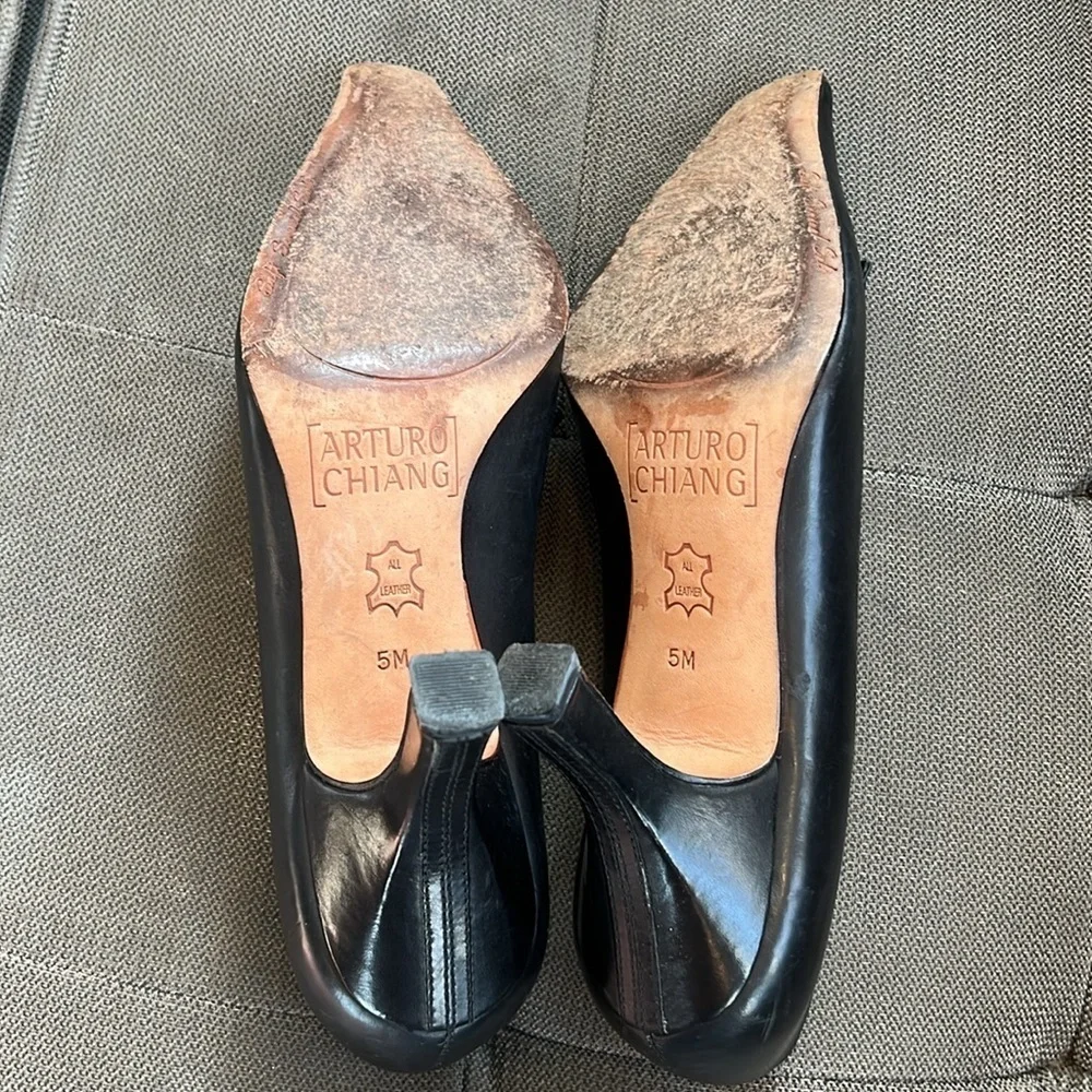 🇪🇸🐠 Arturo Chiang Black Leather Bow Pumps Size 5 | Classic Square Toe Heels